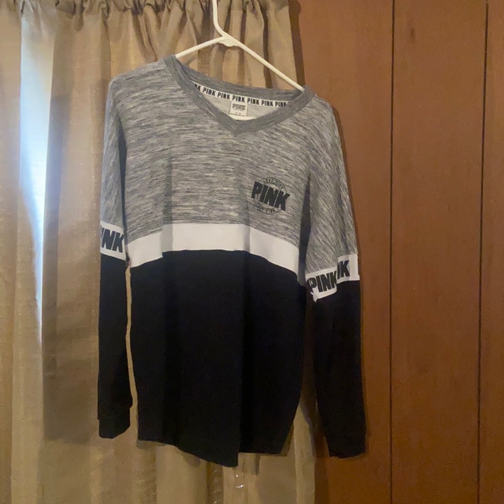 VS pink long sleeve